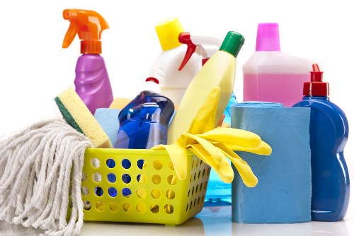 Local floor cleaning service for a commercial property in Utton