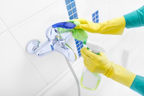 Local curtain cleaning for homes and businesses in Utton